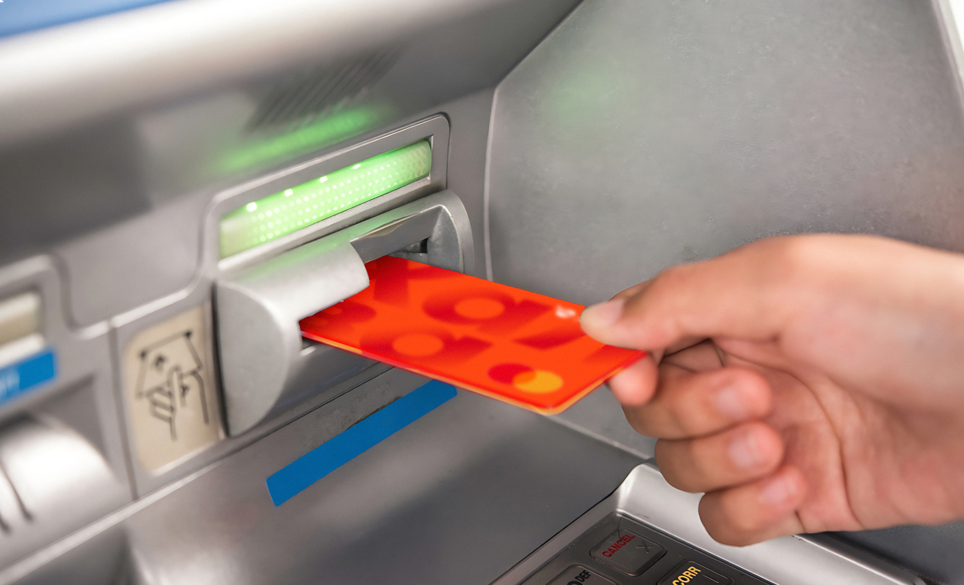 5 причин оформить карту рассрочки Халва от МТБанка