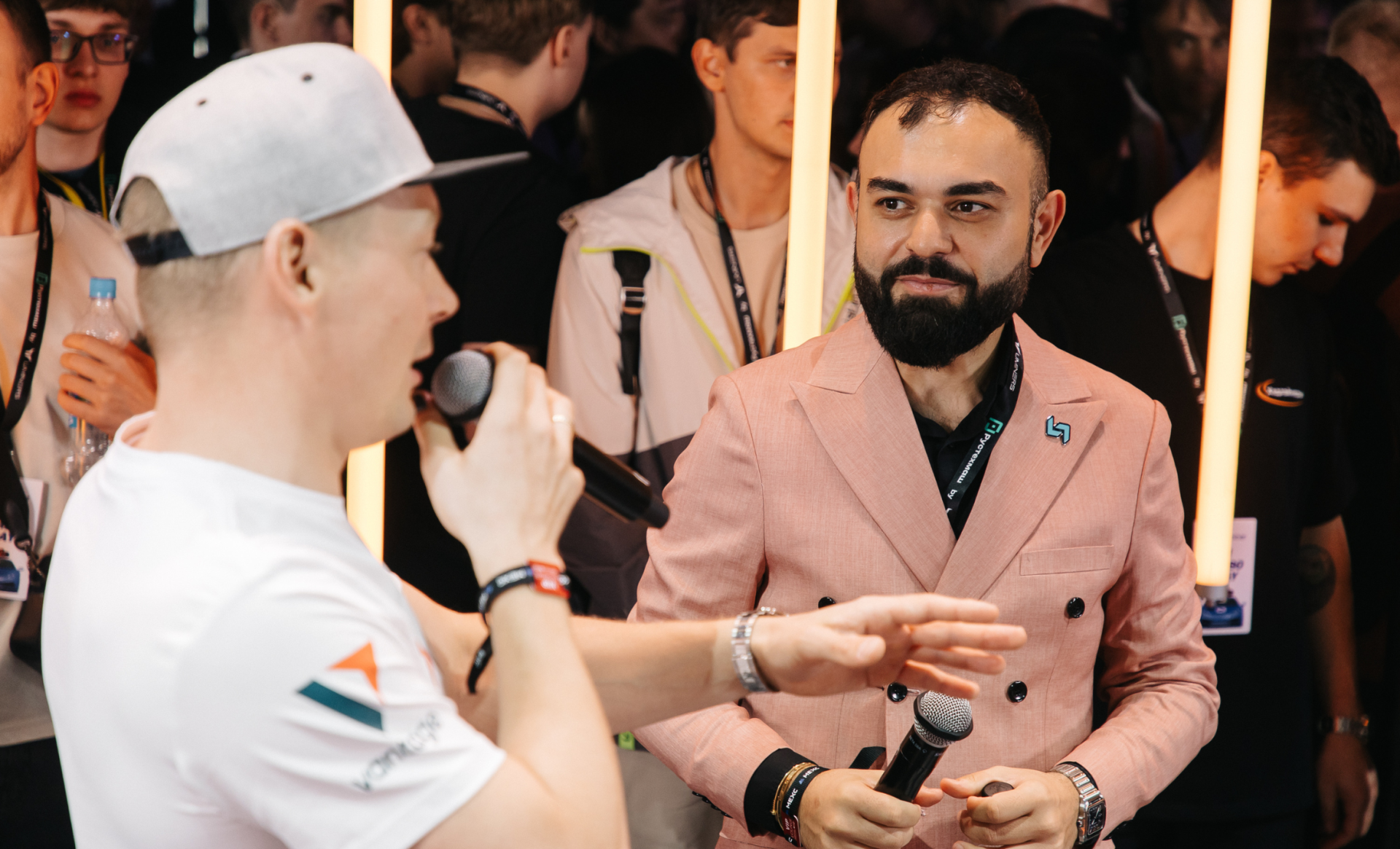 Как Bitget меняет мир: интервью с Вугаром Усизаде о благотоворительности – Журнал TOP BRAND 01 Как Bitget меняет мир: интервью с Вугаром Усизаде о благотоворительности