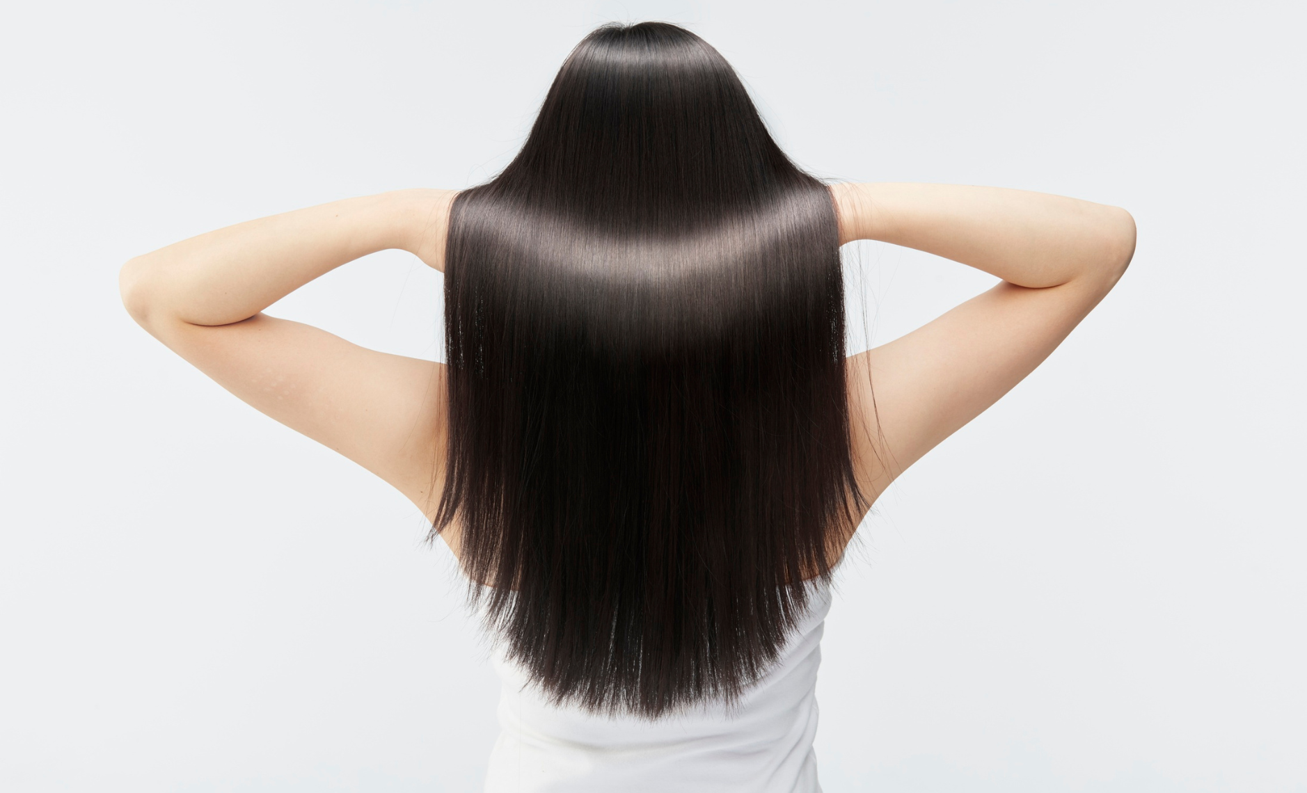 Как сохранить кожу сияющей, волосы крепкими и ногти здоровыми